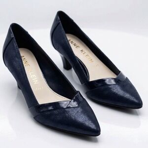 Anne Klein Womens 9.5M AK7MAUREEN Navy Blue Pointed Toe Kitten Heels Patent